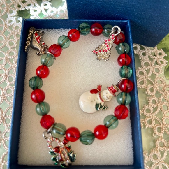 Vintage stretch Christmas bracelet. - Picture 3 of 4